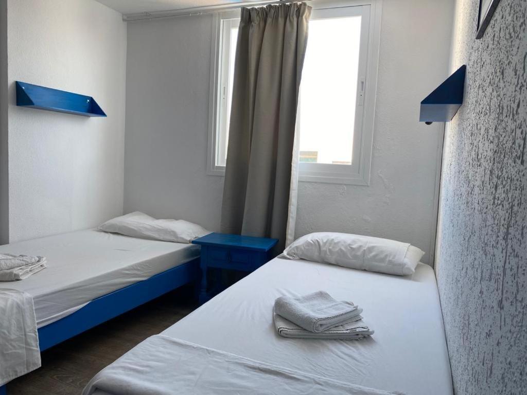 Gecko Blue, Es Pujols Et - 75 Pl Apartment Luaran gambar